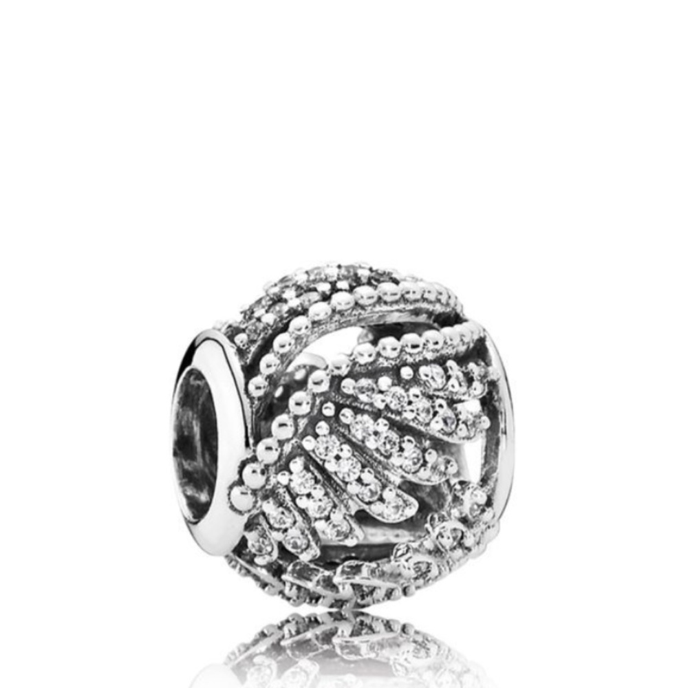 Pandora Majestic Feathers, Moments Collection